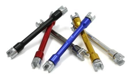 kliknut�m zav�i okno